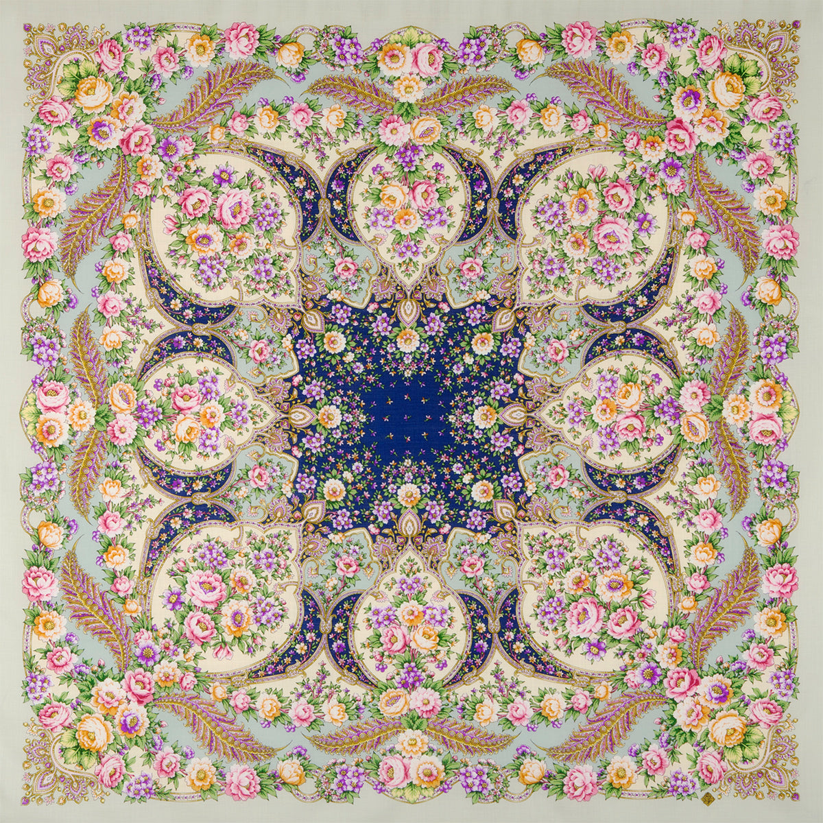 Shawl "Tsarevna Nesmeyana"