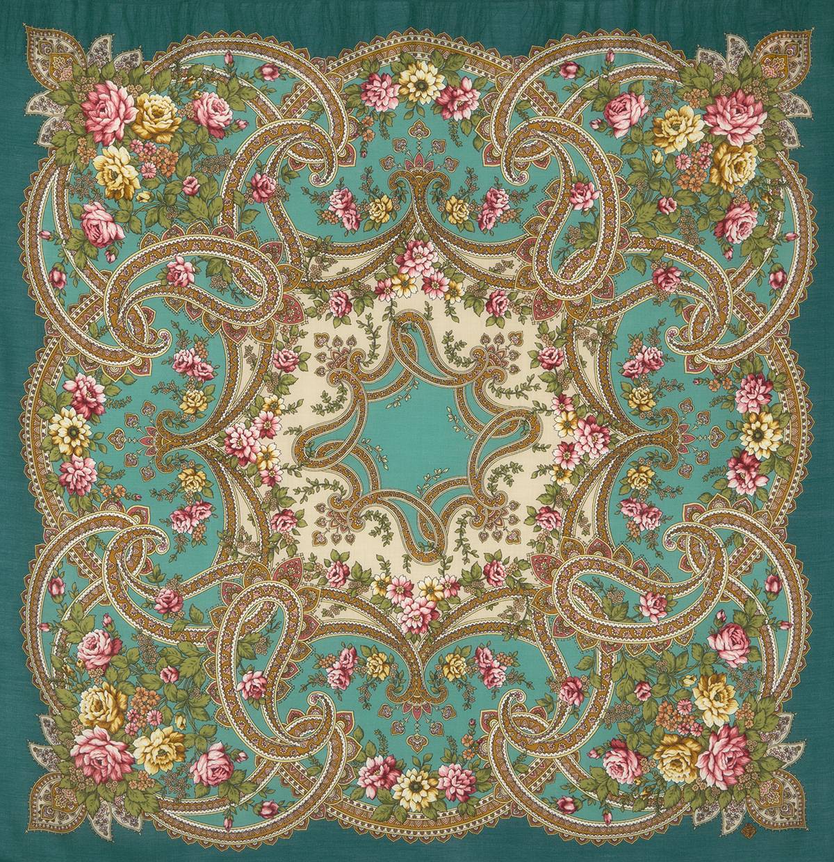 Shawl "Fantastic Motives"