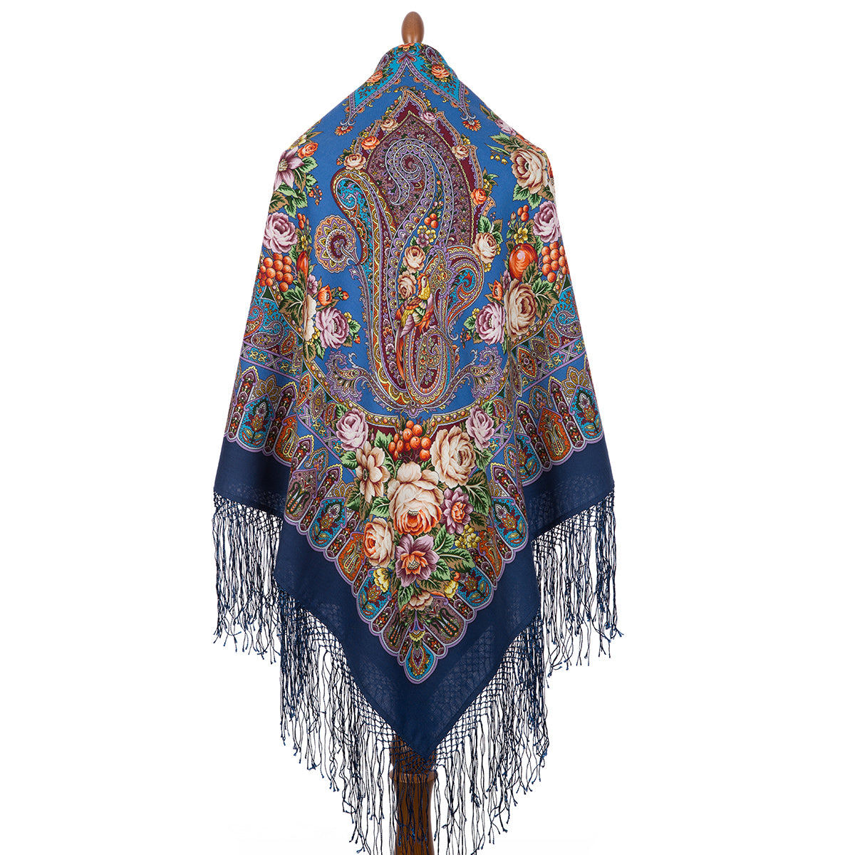 Shawl "Garden of wonderful Dreams"