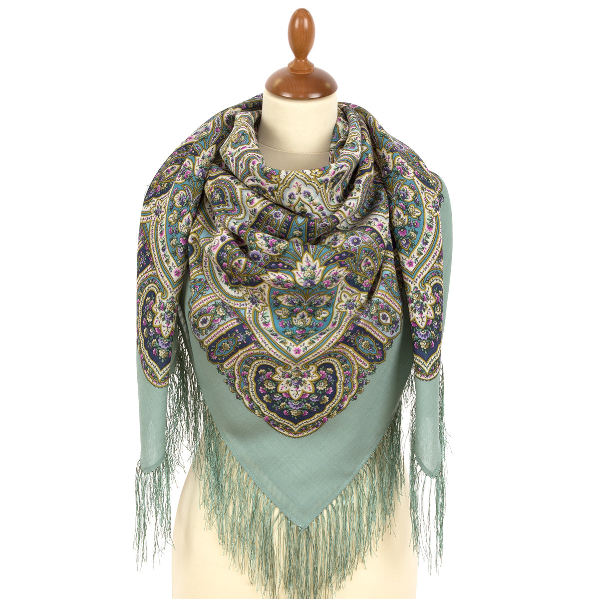 Shawl "Dreams of White Flowers"