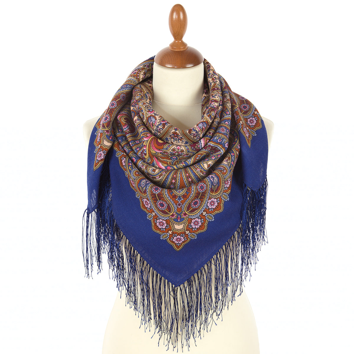 Kerchief "Among the dense branches"