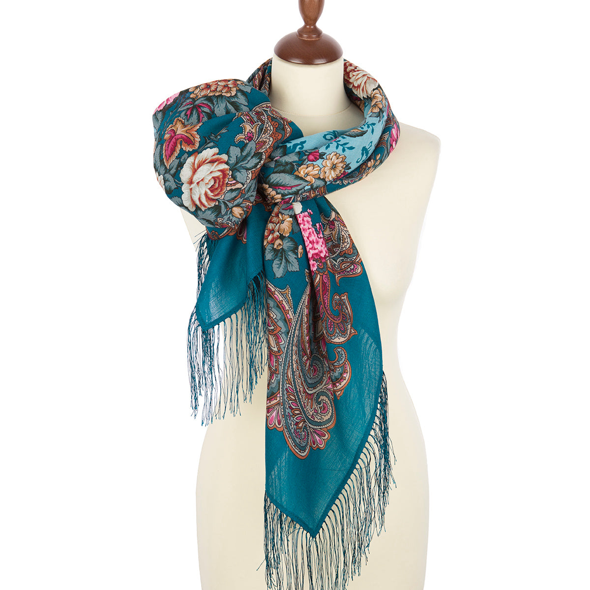 Shawl "Masquerade"