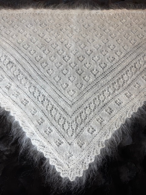 Uryupinsk downy neckerchief # KW-66, 100x140x100 cm