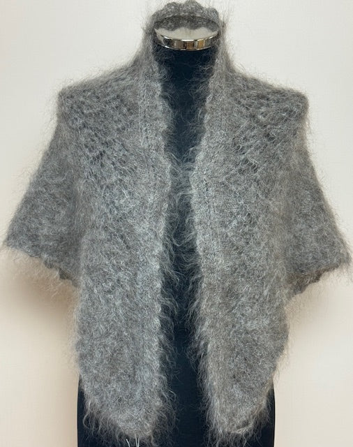 Uryupinsk downy neckerchief # KG-106, 90x140x90 cm