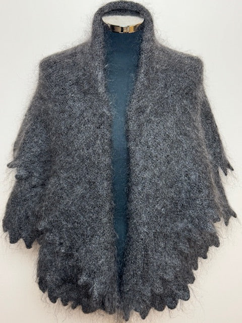 Uryupinsk downy shawl #PG-66, 120x120 cm