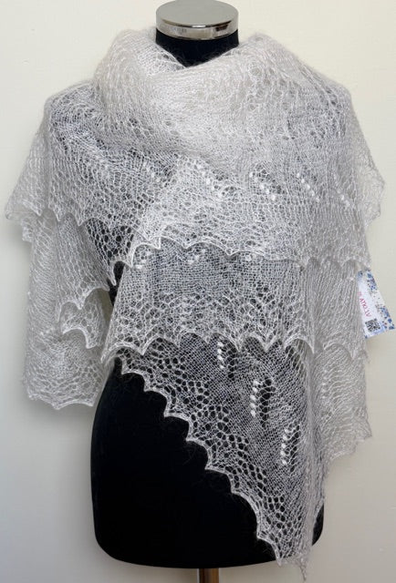 Orenburg shawl PWO-65, 120x120 cm