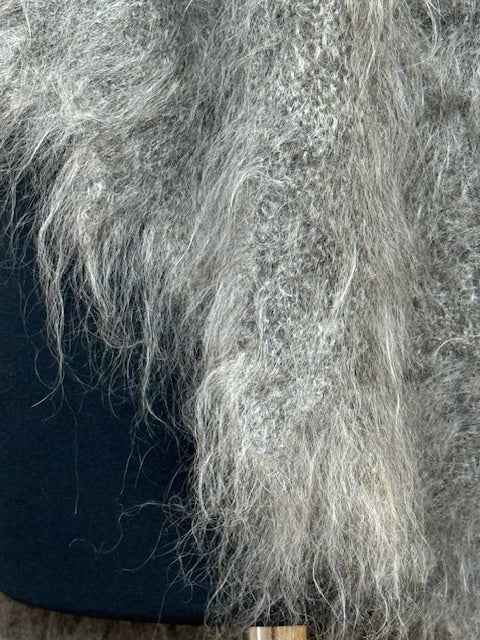 Uryupinsk downy shawl #PG-141, 130x130 cm