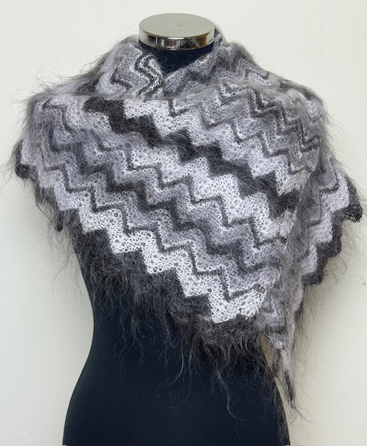 Uryupinsk downy shawl ( Palantine ) # SM-18, 100x50 cm