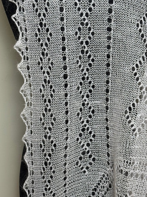 Downy shawl #PCN-72, 120x120 cm