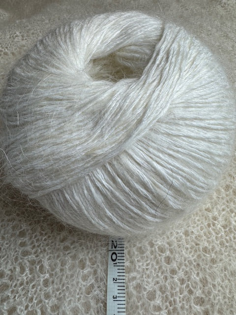 Goat down yarn #P-1, 400 gr