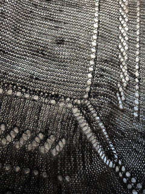 Downy shawl #PG-188, 120x120 cm