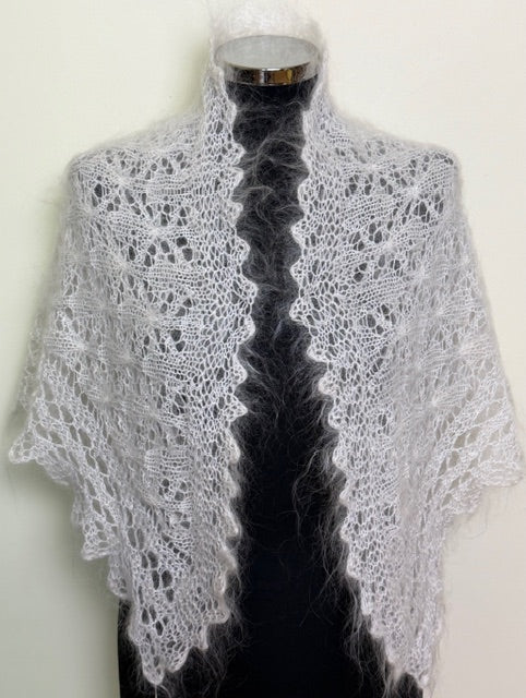 Uryupinsk downy neckerchief # KW-221, 90x140x90 cm