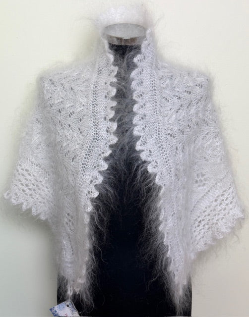 Uryupinsk downy neckerchief # KW-229, 90x120x90 cm