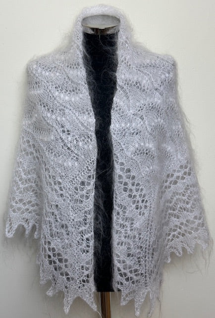 Uryupinsk downy shawl #PW-5, 120x120 cm