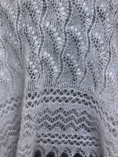 Uryupinsk downy shawl #PW-7, 120x120 cm