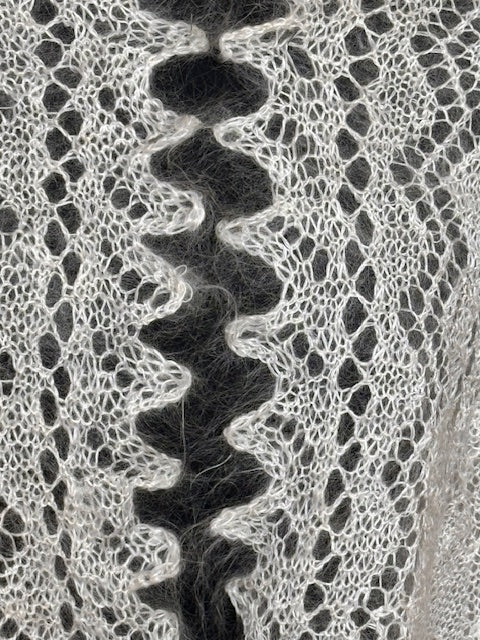 Uryupinsk downy shawl ( Palantine ) # PW-12