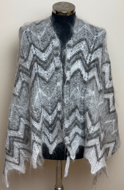 Uryupinsk downy shawl ( Palantine ) # SM-12, 150x60 cm
