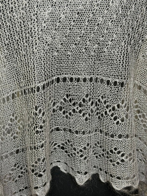 Downy shawl #PCN-5, 130x130 cm