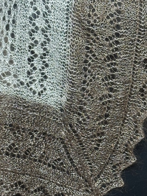 Orenburg shawl PWO-10, 120x120 cm