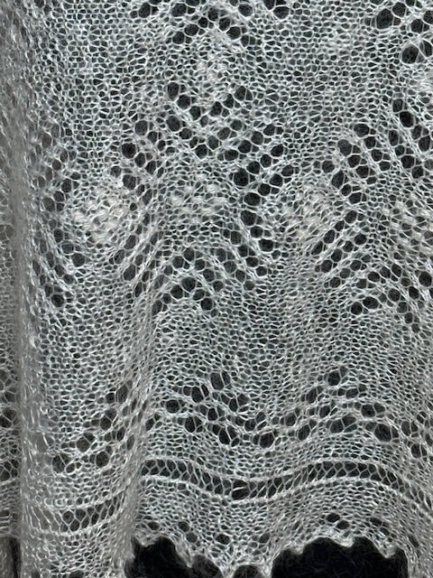 Orenburg shawl-palantinel SWO-14, 135x65 cm