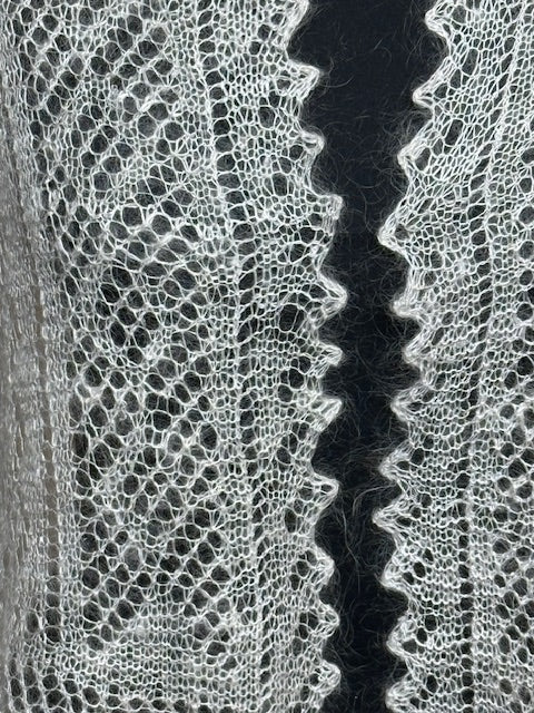 Orenburg shawl-palantine SWO-10, 120x60 cm