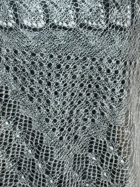 Orenburg shawl PWO-1, 130x130 cm