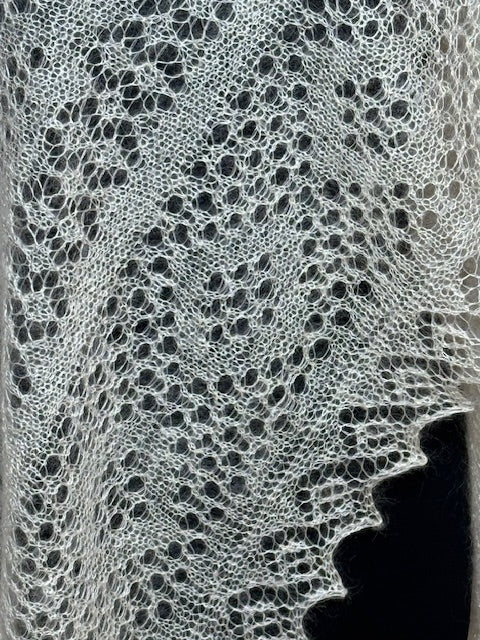 Orenburg shawl PWO-8, 130x130 cm