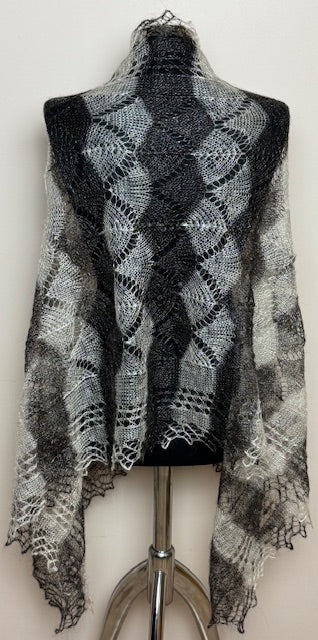 Downy shawl ( Palantine ) #17, 180x80 cm