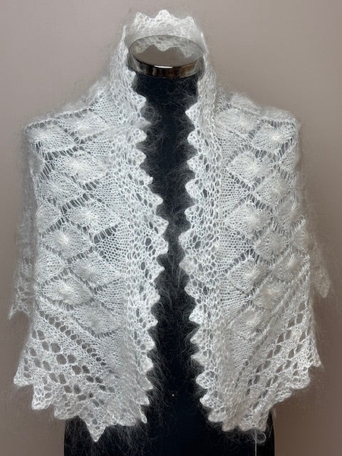 Uryupinsk downy neckerchief # KW-8, 90x120x90 cm.