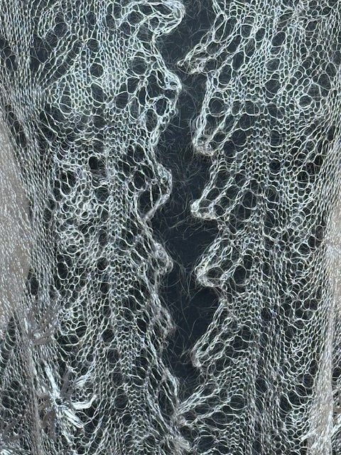 Downy shawl ( Palantine ) #128, 160x80 cm