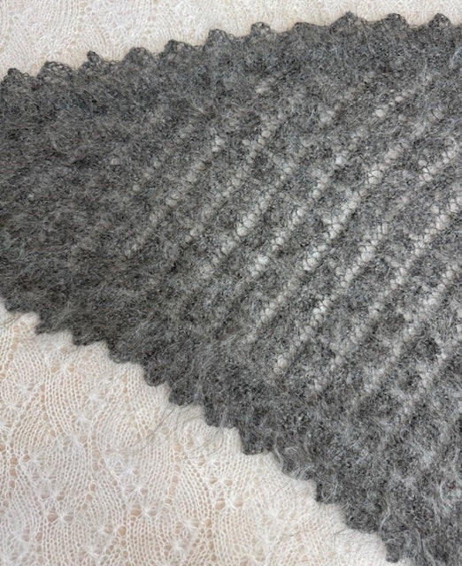 Orenburg downy neckerchief KEG-188, 110x180x110 cm.