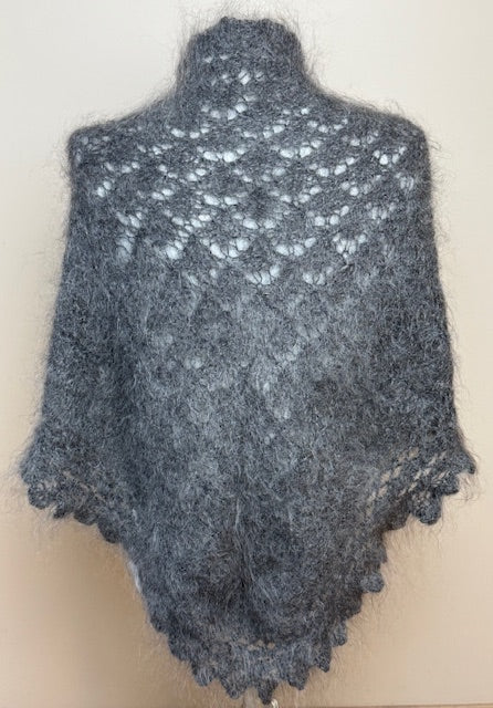 Uryupinsk downy neckerchief # KG-38, 90x140x90 cm.