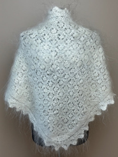 Uryupinsk downy neckerchief # KW-171, 100x140x100 cm.