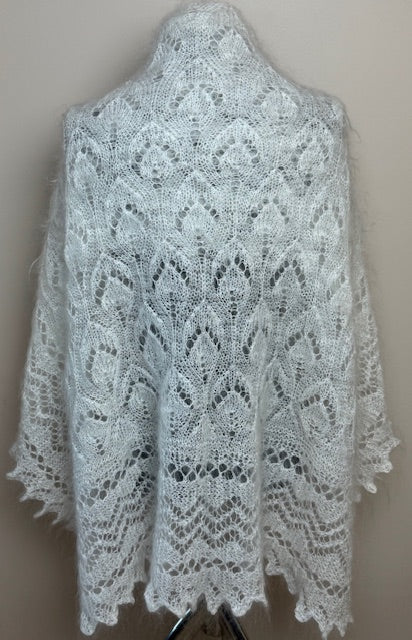 Uryupinsk downy shawl #PW-8, 130x130 cm