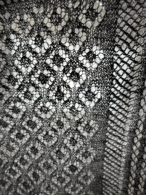 Uryupinsk downy shawl #PG-61, 110x110 cm