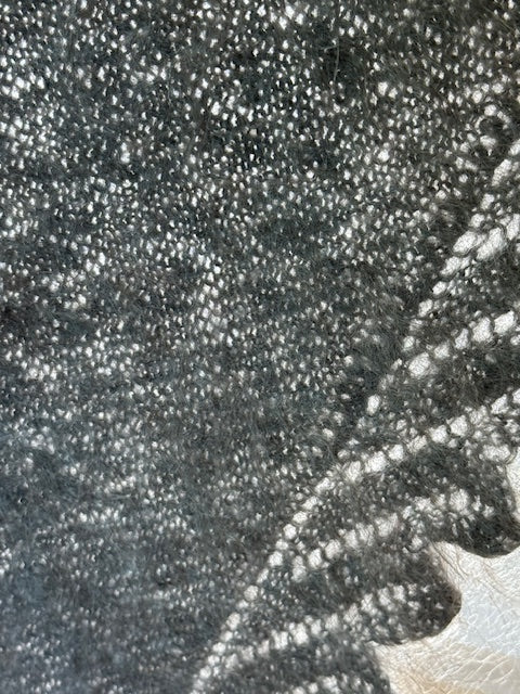 Uryupinsk downy neckerchief # KG-89, 110x160x110 cm