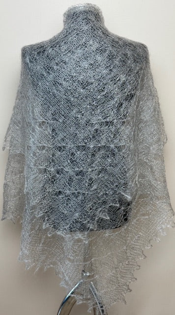 Downy shawl #PCN-64, 120x120 cm
