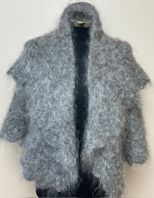 Uryupinsk downy shawl #UN-8, 110x110 cm