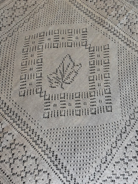 Orenburg shawl PWO-11, 160x160 cm