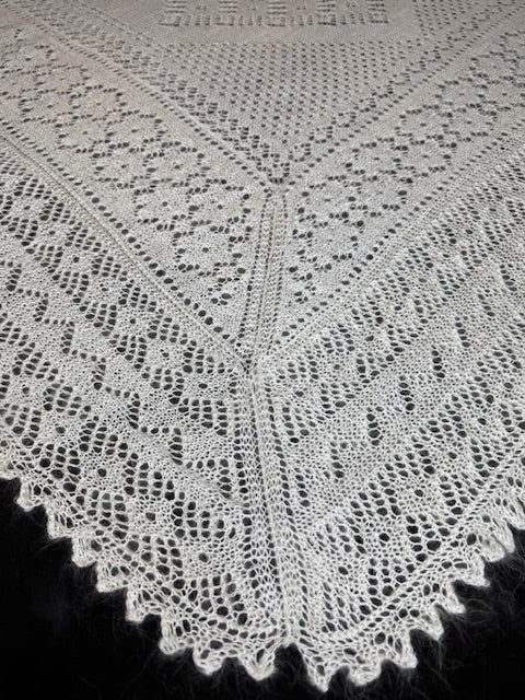 Orenburg shawl PWO-11, 160x160 cm