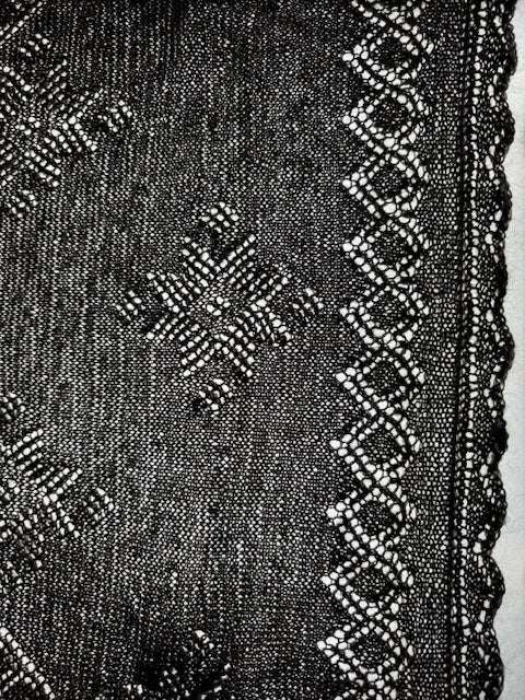 Orenburg downy neckerchief KGO-10, 110x140x110 cm