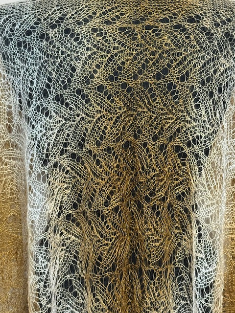 Downy shawl ( Palantine ) #55, 160x80 cm