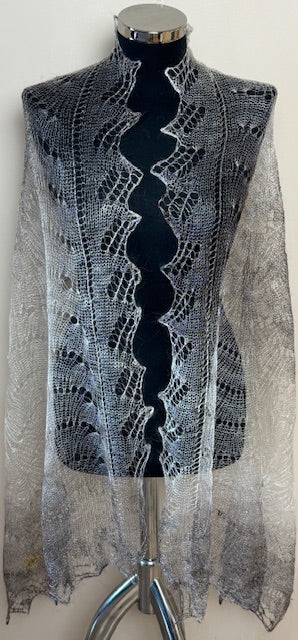 Downy shawl ( Palantine ) #110, 180x80 cm