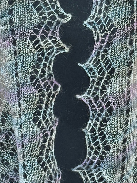 Downy shawl ( Palantine ) #98, 180x70 cm