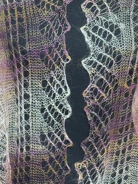 Downy shawl ( Palantine ) #183, 200x80 cm