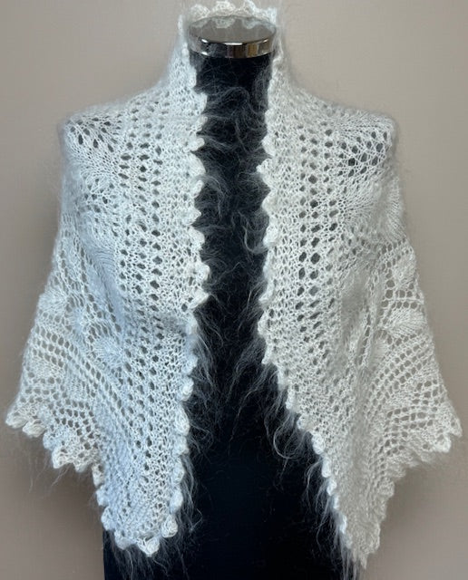 Uryupinsk downy neckerchief # KW-32, 100x140x100 cm
