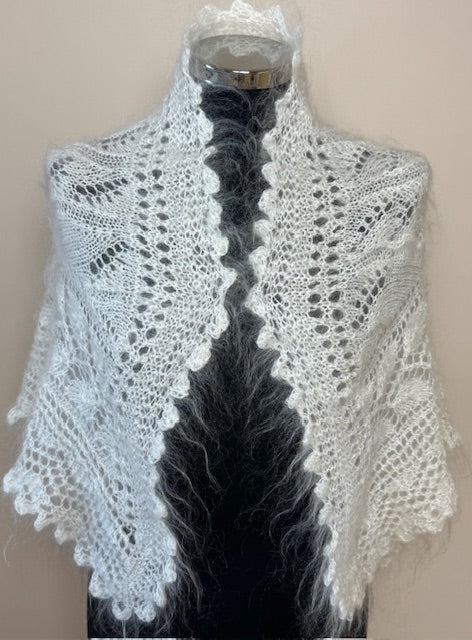 Uryupinsk downy neckerchief # KW-34, 100x140x100 cm