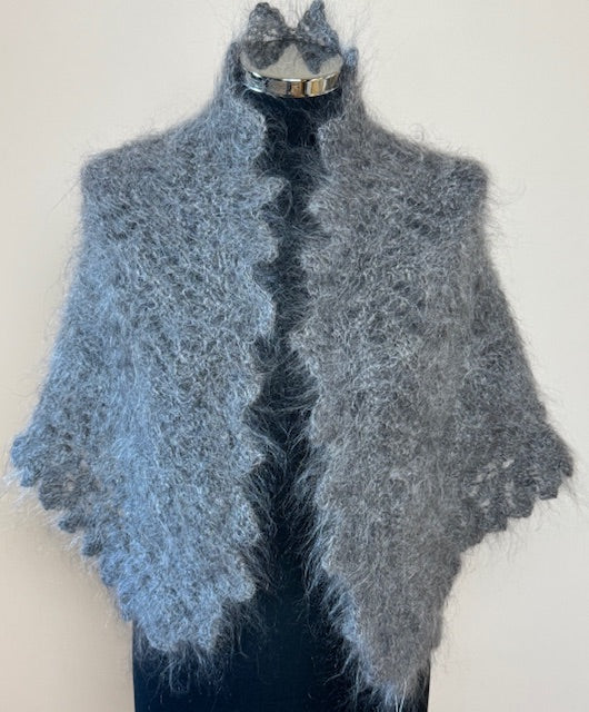 Uryupinsk downy neckerchief # KG-20, 80x140x80 cm