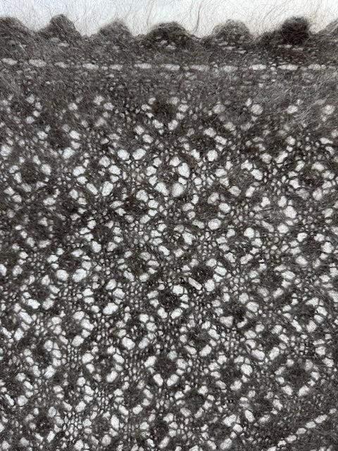 Uryupinsk downy neckerchief # KG-31, 90x140x90 cm
