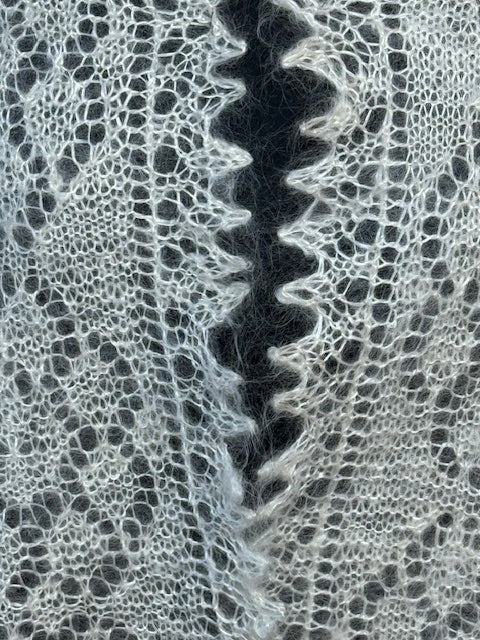 Orenburg shawl-palantine SWO-1, 140x60 cm